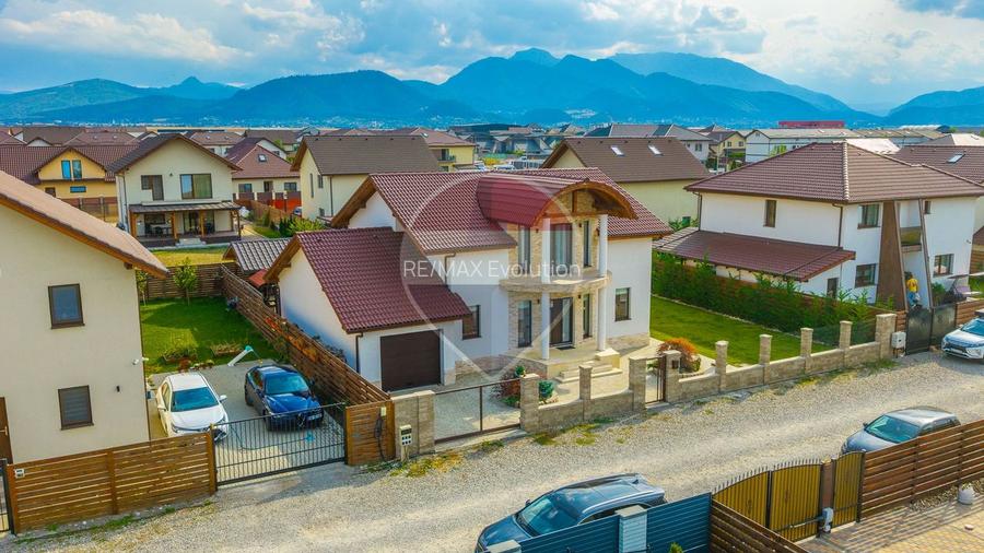 Casă cu personalitate | 204 mp utili | 600 mp teren | Izvor