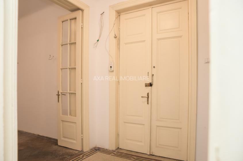 Apartamentul din turnul cu glorietă — Calea Victoriei nr. 2 - 6