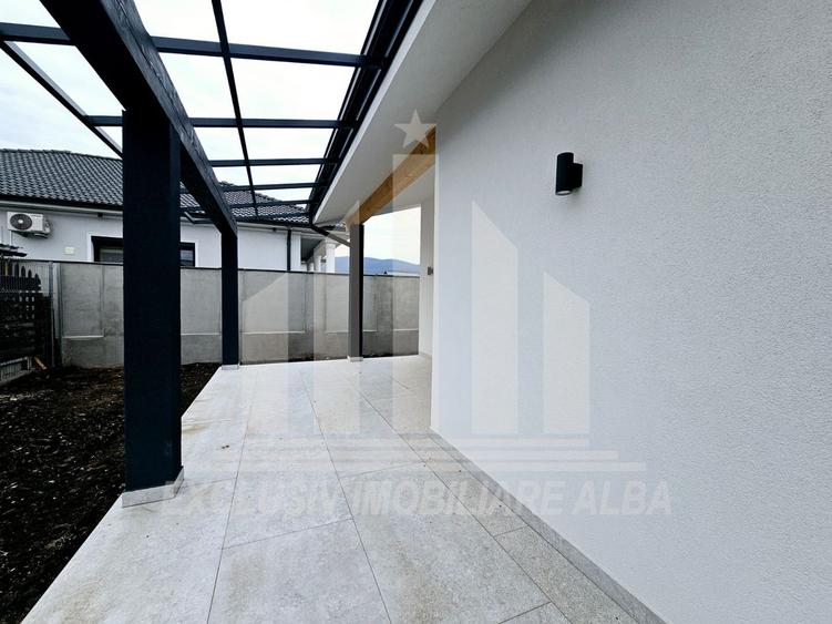 Casa individuala | 1 nivel | 90 mp | 474 mp teren | Alba-Micesti