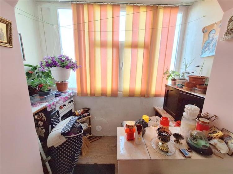 Apartament 2 camere, cu centrala proprie, Bacau