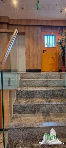 Penthouse 4 camere si terasa, bloc boutique, finisaje premium, incalzire in pard