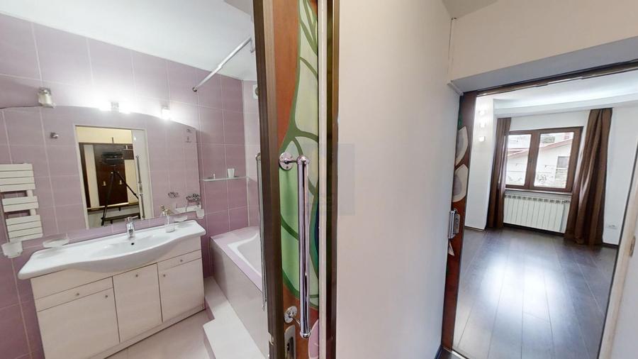 Apartament 5 camere de inchiriat in vila zona *Banu Manta* Tur virtual