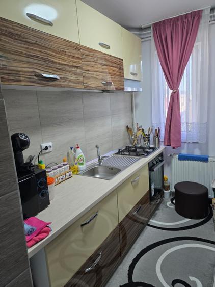 Apartament cu 1 camere si 2 parcari cu CF,zona Parc Poligon