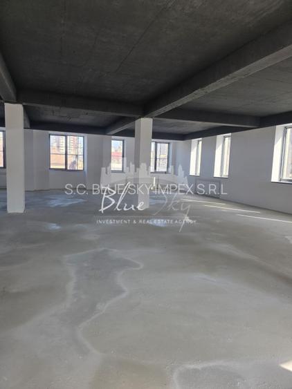 Clădire modernă cu regim D+P+3, situată în zona Faleza Nord - 19