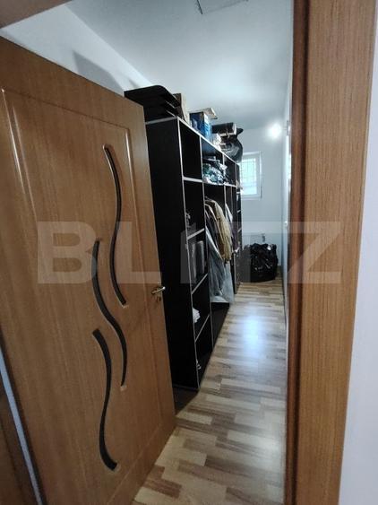 Casa deosebita cu 3 camere si spatiu comercial in Sangeorgiu de Mures