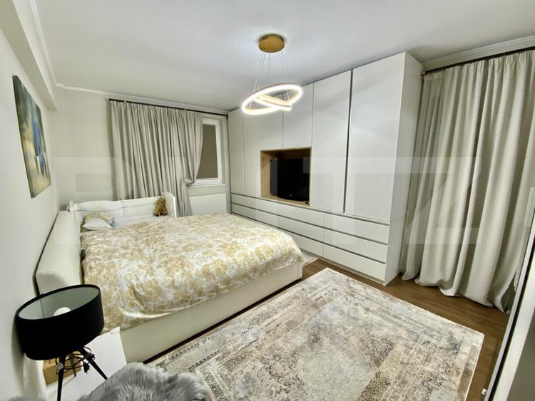 Penthouse cu scara interioara, 85 mp utili, 3 camere, 2 Terase, zona Centru