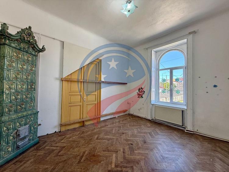 Casa de vanzare-vis-a-vis de Casa Studenților/Craiova