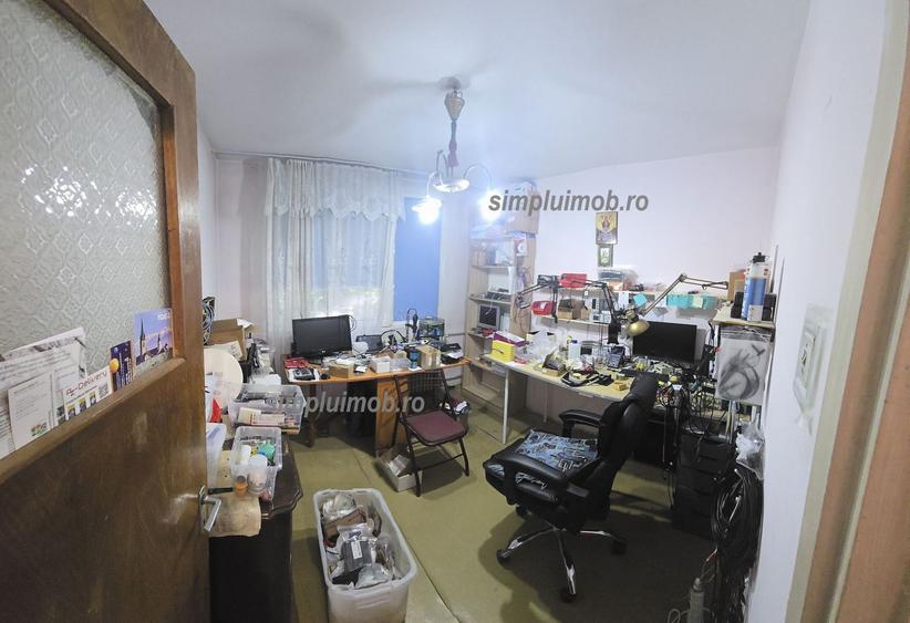 3 Camere Spatios Parcare Resita Huedin