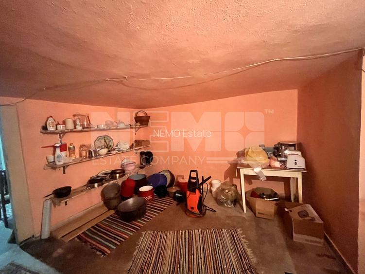 Casă De Vânzare cu 9 Ari teren I Fălticeni /Zona Spitalului I 270.000E - 26