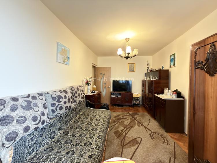 Apartament 2 camere, 40 mp utili, etaj 3 - zona Dacia - 4