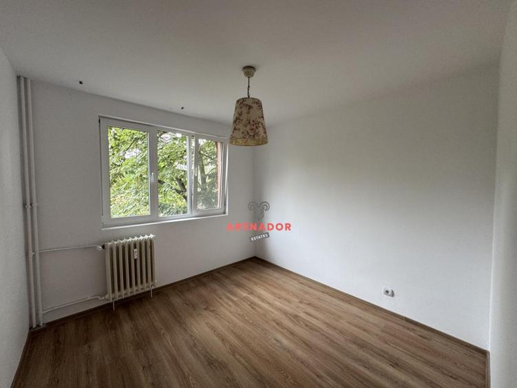 3 Camere | Titan | Birouri | Metrou 3 minute | etaj 1| Renovat