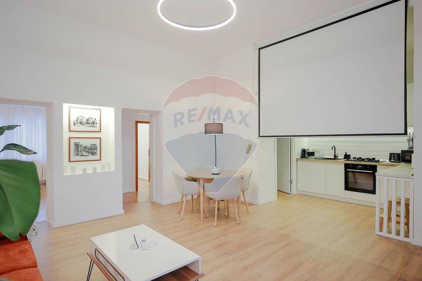 Apartament premium cu 4 camere de închiriat - Ultracentral