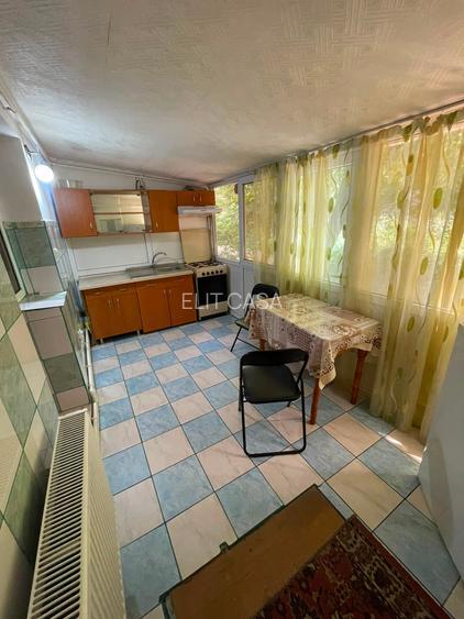 Apartament cu 1 camera decomandat, zona Dacia - 5