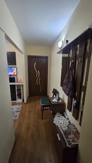NAVODARI-2 camere, etaj 2/4, centrala termica, 74900euro