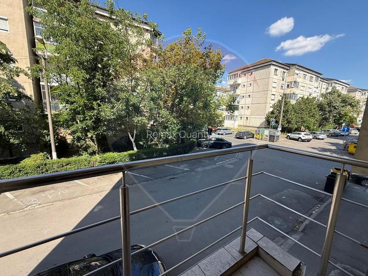 De Vânzare Apartament cu 2 camere,53 mp,  etaj 1,  Bloc Nou- Rogerius - 11