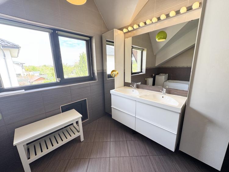 Vila Individuala 5 camere - 402mp Teren - Otopeni Odaile