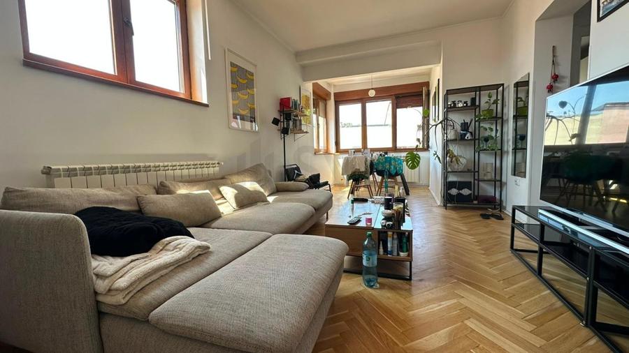 REA1029760 2 Camere l 70 Util l Garaj l Foisorul de Foc