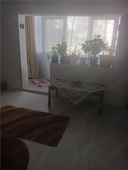 S. BARNUTIU | 3 CAM | DECOMANDAT | 2 BAI | ANVELOPAT | PARTER INALT | BALCON | B