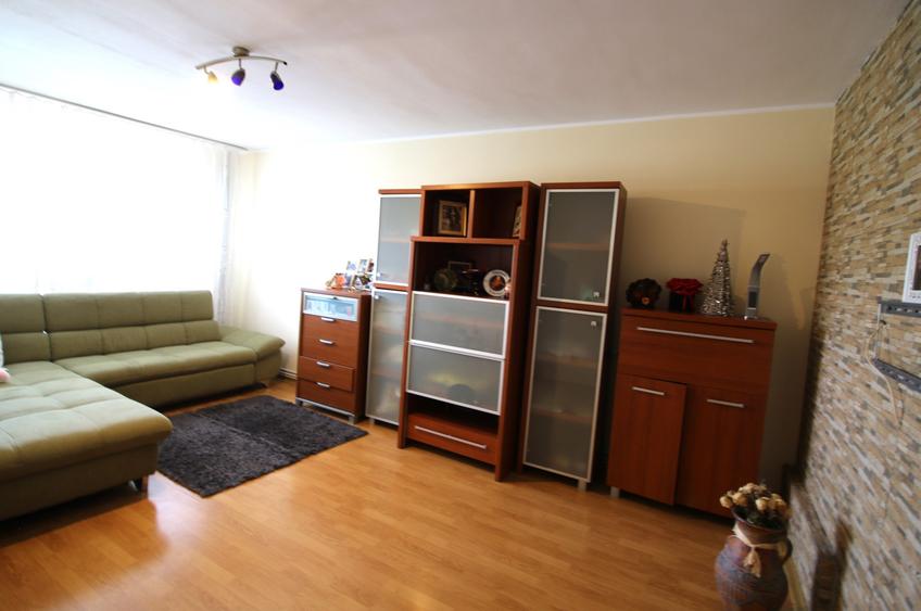 3 camere Mazepa 2, str. Brailei, 72mp, etaj 3/4, bloc 1987