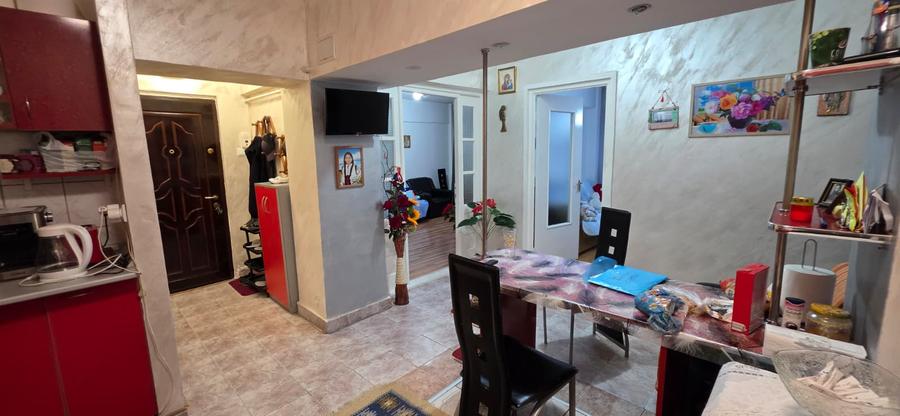 Apartament 3 camere decomandat-Orizont-Letea