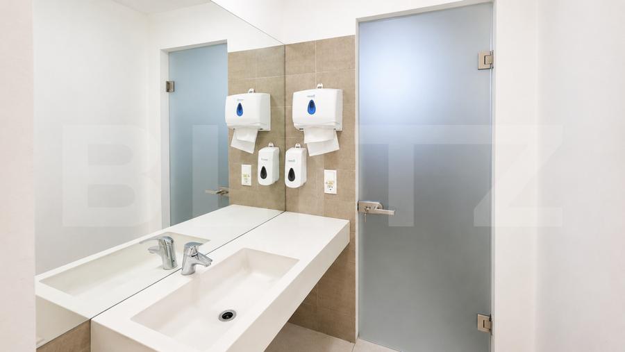 Spatiu comercial de inchiriat, 144 mp, zona Ultracentral