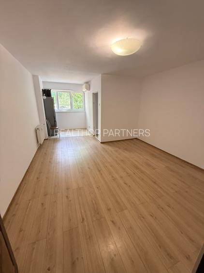 Vanzare Garsoniera Bd. Basarabia / bloc reabilitat / 33mp - 3