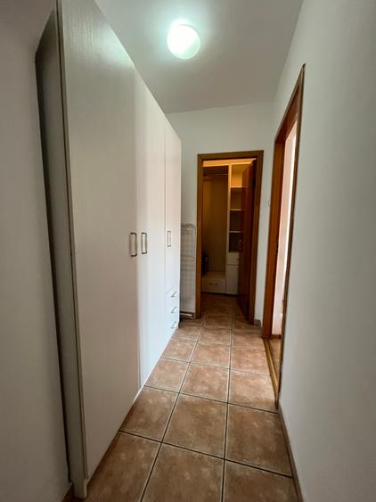 Apartament 2 camere de închiriat B-dul Decebal