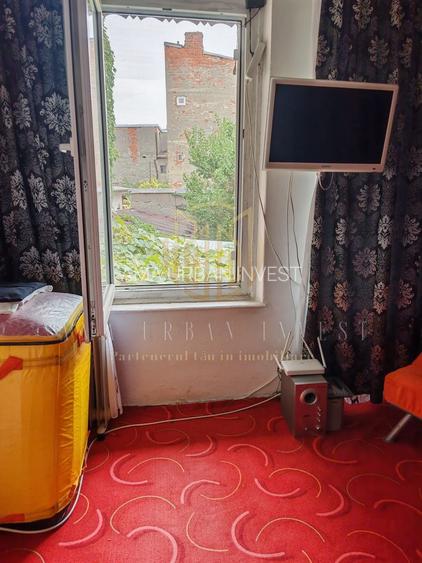 Tepes Voda Hala Traian casa 2 camere 47 mp , curte libera 25 mp, 68000 eur - 7