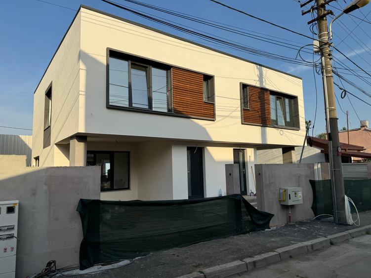 Casa individuala cuplata