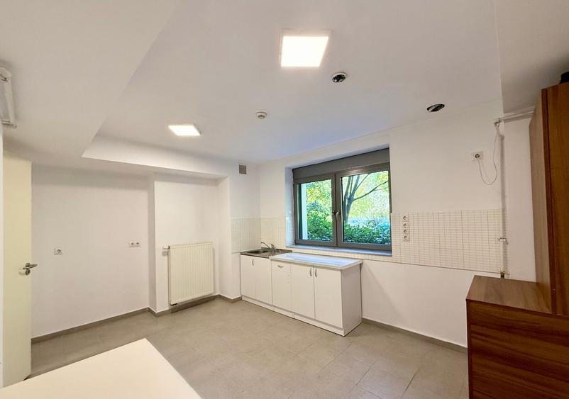 5 camere | 132 MPU | Parcare | Boxa | GREEN LAKE