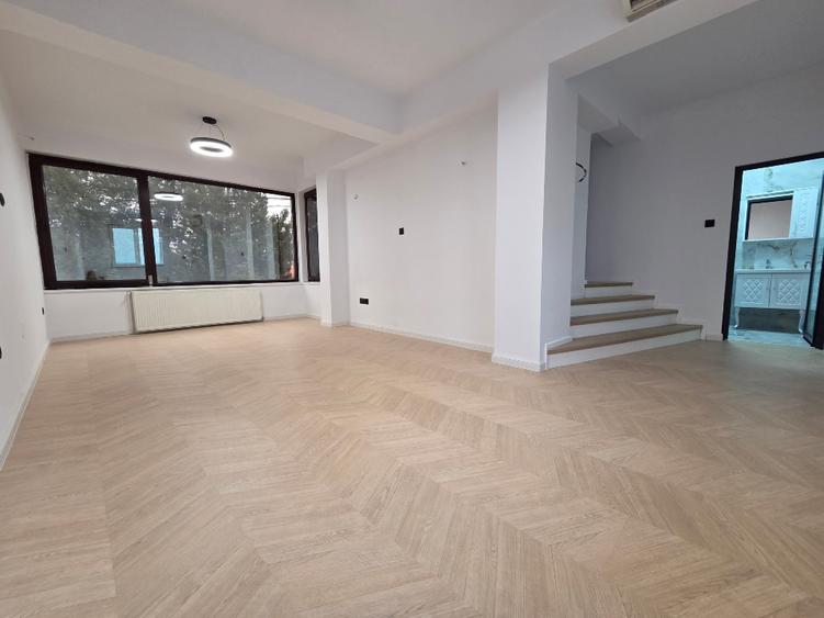 Inchiriere Clădire Birouri P+2-Ultracentral Ploiești-100mp/etaj-200mp/Clad+Curte