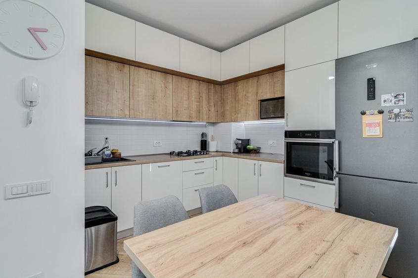 NOU! 3 camere SUPER DEAL, 2 bai, PARCARE  INCLUSA- 4 CITY!