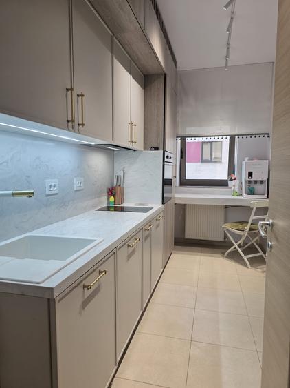 APARTAMENT 3 CAMERE POLITEHNICA METROU 5 MINUTE
