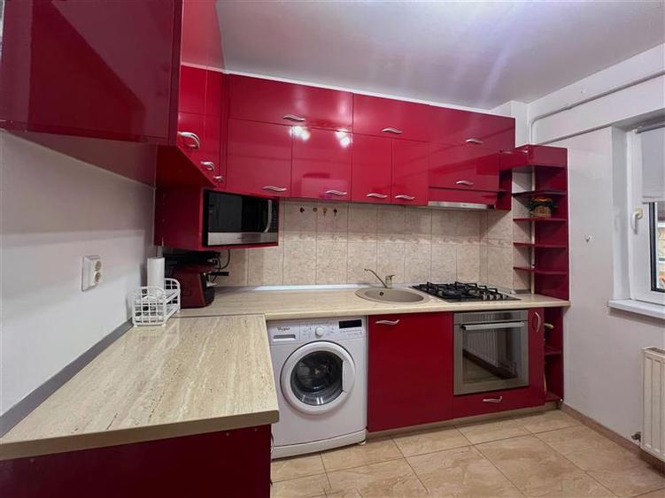 Apartament de vanzare cu 1 cameră - sos.Voinesti Iași