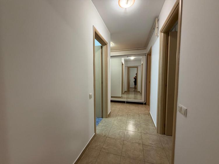 2 camere 1 Decembrie Bloc 2013 Centrala proprie Metrou 10 Min