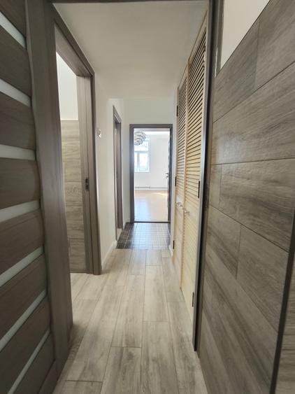 Apartament 3 camere complet renovat de vânzare – Fundatie / Blocurile Rusești