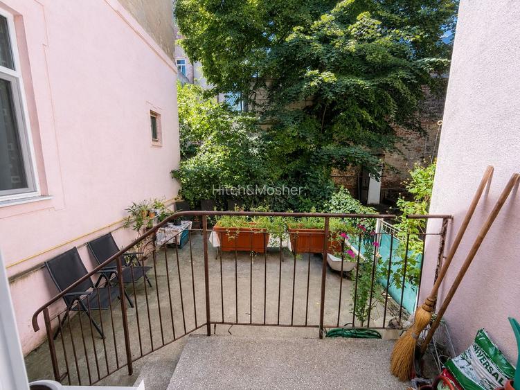 Apartament spațios cu 4 camere, 2 băi și terasă, în zona centrală - 24