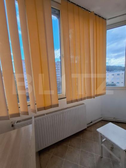 Apartament 3 camere, 66 mp, 2 locuri de parcare, zona Calea București