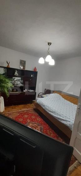 Casa de vanzare, cu 3 camere, 138 mp, zona Calea Domneasca