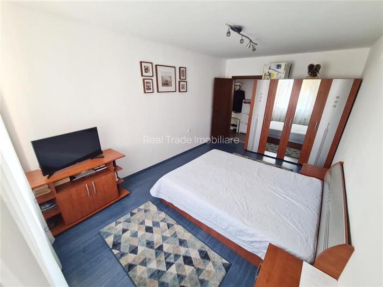 Apartament 3 camere decomandat - 4