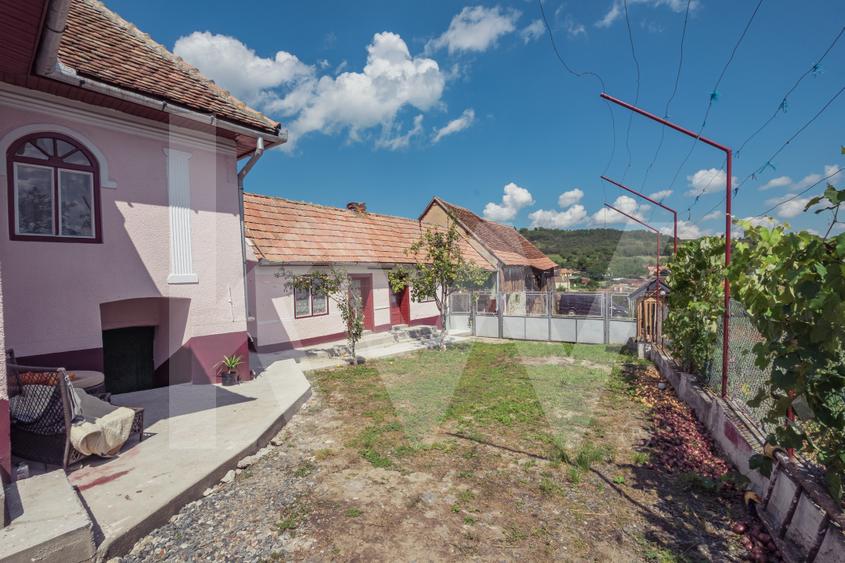 Casă individuală | Teren 1.132 mp | Vedere panoramică | Alămor
