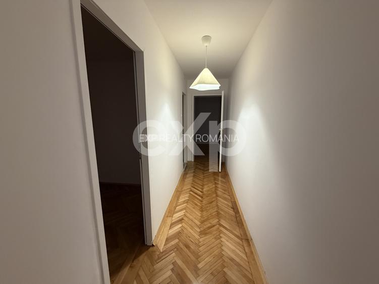 3 camere 68 mp 8 min metrou Titan bloc reabilitat parc 3 min - 11