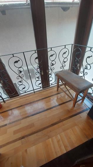 Vand vila 8 camere zona centrala