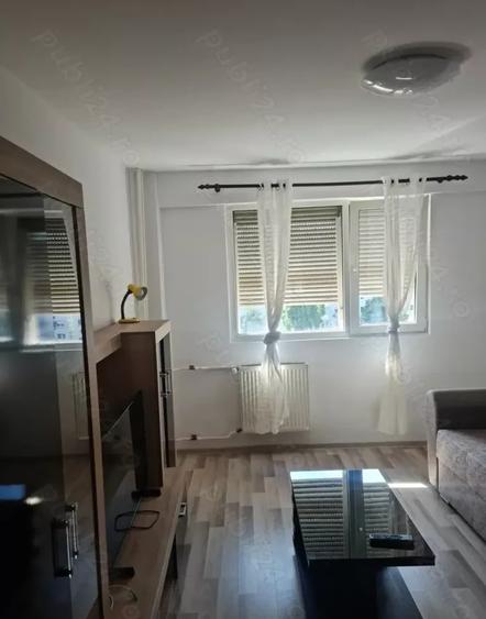 Apartament 2 Camere | Semidecomandat | Piata Victoriei |