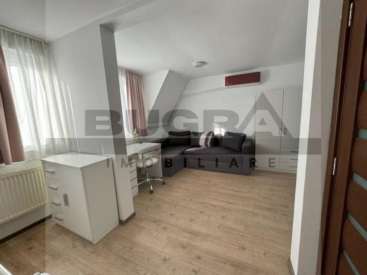 Apartament 2 camere, 60 mp, 2 parcari, curte, zona Ultracentrala