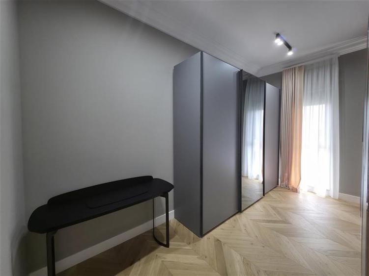 Casa cu lift langa Ford - Craiova