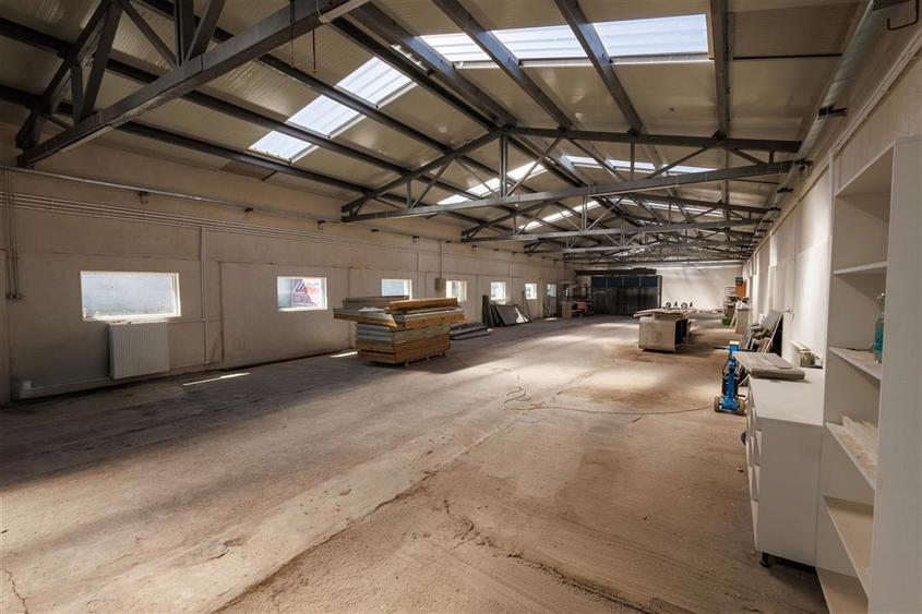Hala Industriala Renovata + 1500 MP Teren Halchiu