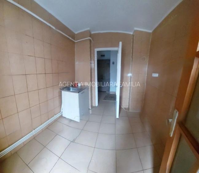 Apartament 3 camere decomandate – etaj 2 – Micro 21, Galați - 5