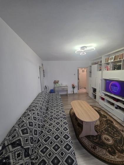 Apartament 3 camere de vanzare Podu Ros