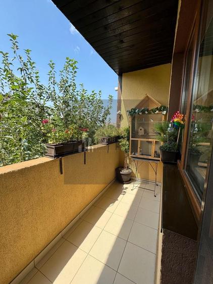 Apartament 3 camere de inchiriar zona Piata Resita